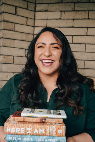 Sarah Saba Cetra Headshot